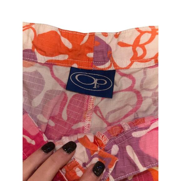 OP OCEAN PACIFIC. BRIGHT COLORS. FLOWERS. CAPRIS. BEACHWEAR. SURF. SKATE. Size 9 - Picture 9 of 10